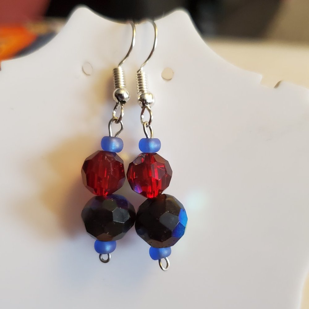 Silver Tone Hook Glass Dangle Earrings Tony Alexander Jewelry Artisan Fashion